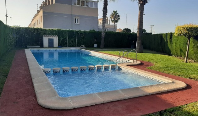 Brukt - Town House -
Orihuela Costa - Costa Blanca