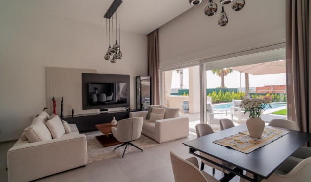 Resale - Villa -
Algorfa - Inland