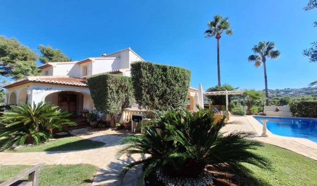 Resale - Villa -
Jávea - Costa Blanca