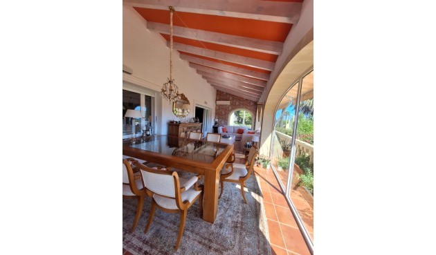 Resale - Villa -
Jávea - Costa Blanca
