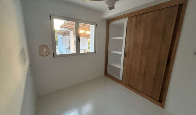 Resale - Villa -
Jávea - Costa Blanca