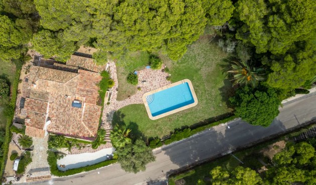 Resale - Villa -
Jávea - Costa Blanca