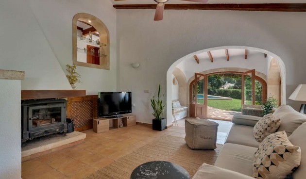 Resale - Villa -
Jávea - Costa Blanca