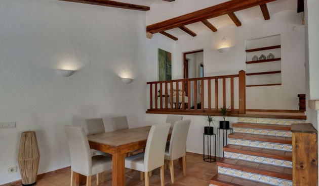 Resale - Villa -
Jávea - Costa Blanca