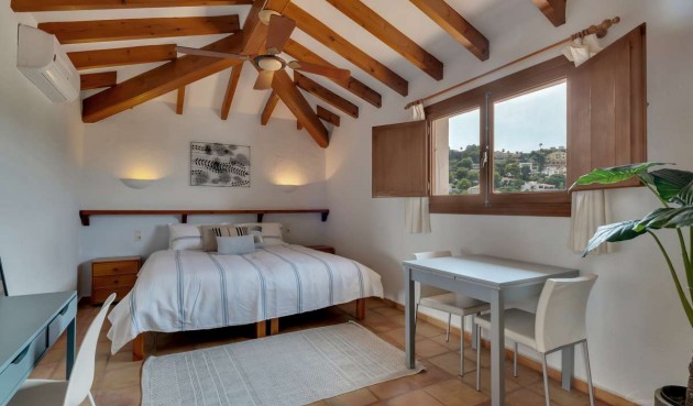 Resale - Villa -
Jávea - Costa Blanca