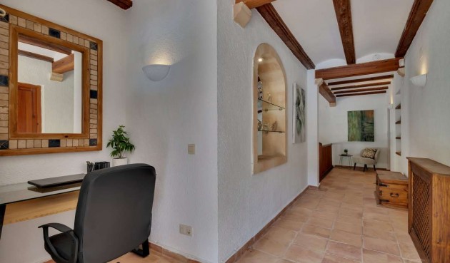 Resale - Villa -
Jávea - Costa Blanca