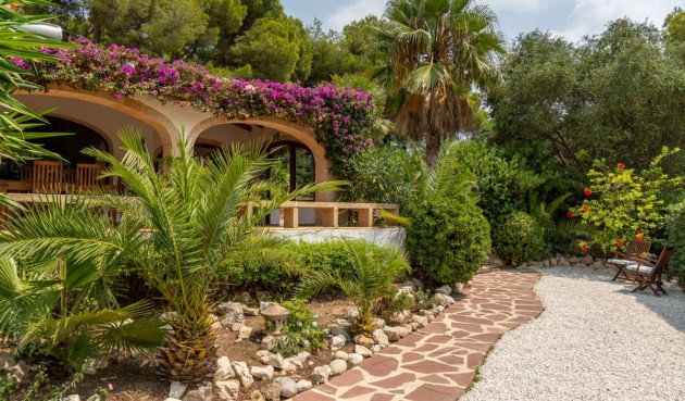 Resale - Villa -
Jávea - Costa Blanca