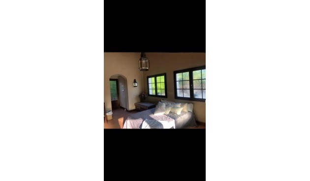 Resale - Villa -
Elda - Inland