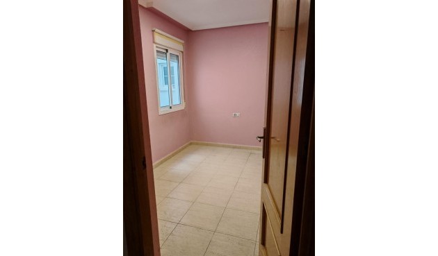 Brukt - Apartment -
Torrevieja - Centro