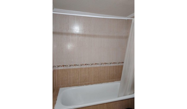 Brukt - Apartment -
Torrevieja - Centro