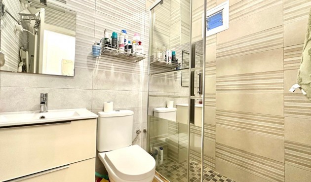 Resale - Apartment -
Torrevieja - Estacion De Autobuses