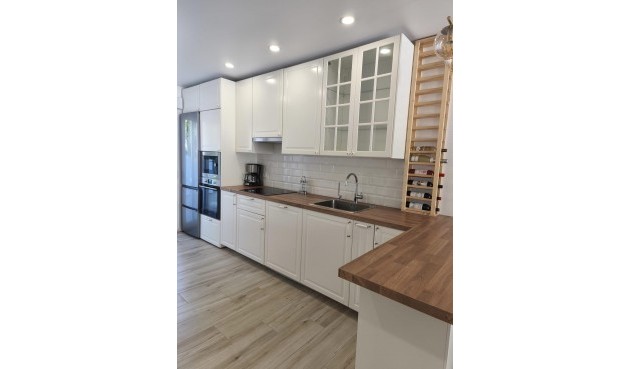 Återförsäljning - Town House -
Torrevieja