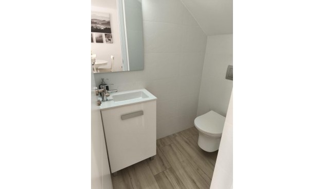 Återförsäljning - Town House -
Torrevieja