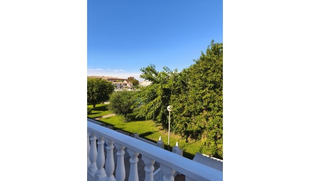 Återförsäljning - Town House -
Torrevieja