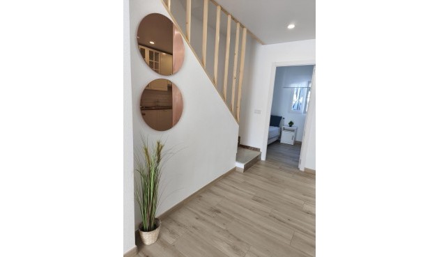 Återförsäljning - Town House -
Torrevieja