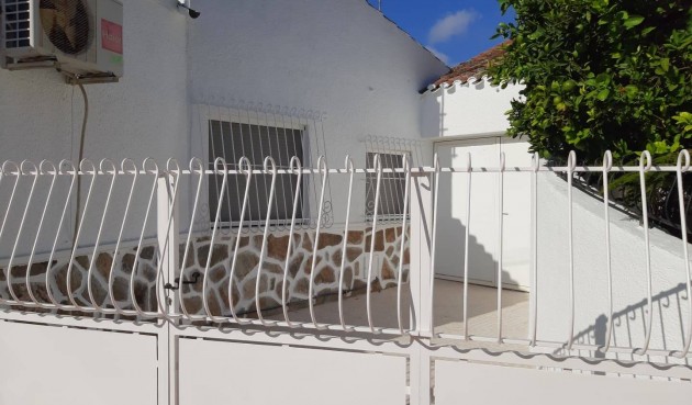 Brukt - Town House -
Santiago de la Ribera - Centro