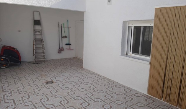 Brukt - Town House -
Santiago de la Ribera - Centro