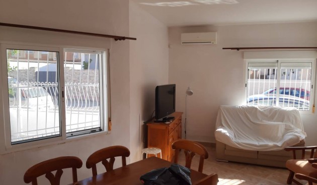 Brukt - Town House -
Santiago de la Ribera - Centro