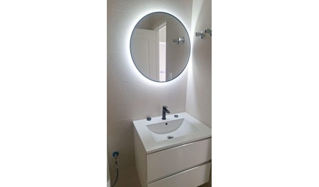 Brukt - Town House -
Torrevieja - aguas nuevas