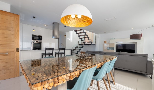 Resale - Villa -
Ciudad Quesada - Costa Blanca