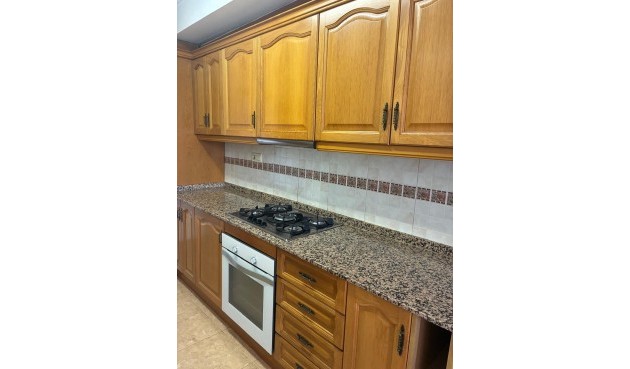 Resale - Apartment -
Almoradí - centro