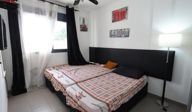 Brukt - Bungalow -
Orihuela Costa - Costa Blanca