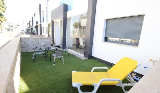 Brukt - Bungalow -
Orihuela Costa - Costa Blanca