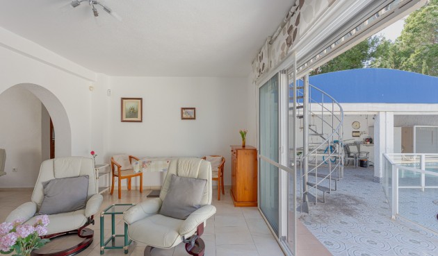 Återförsäljning - Villa -
Torrevieja - Costa Blanca