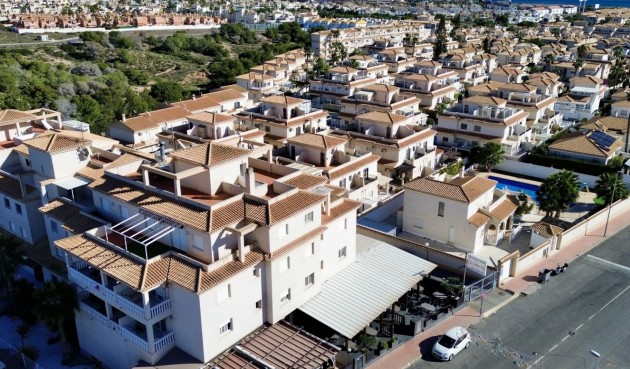 Återförsäljning - Apartment -
Orihuela Costa - Costa Blanca