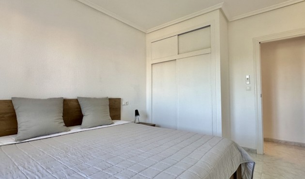 Återförsäljning - Apartment -
Orihuela Costa - Costa Blanca