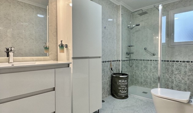 Återförsäljning - Apartment -
Orihuela Costa - Costa Blanca