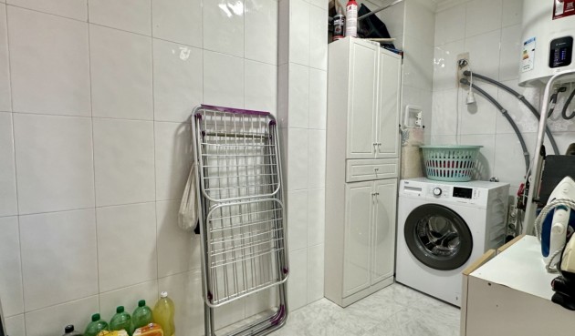 Återförsäljning - Apartment -
Orihuela Costa - Costa Blanca