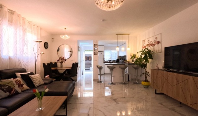Brukt - Town House -
Torrevieja - Costa Blanca