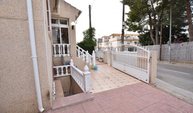 Resale - Villa -
Algorfa - Inland