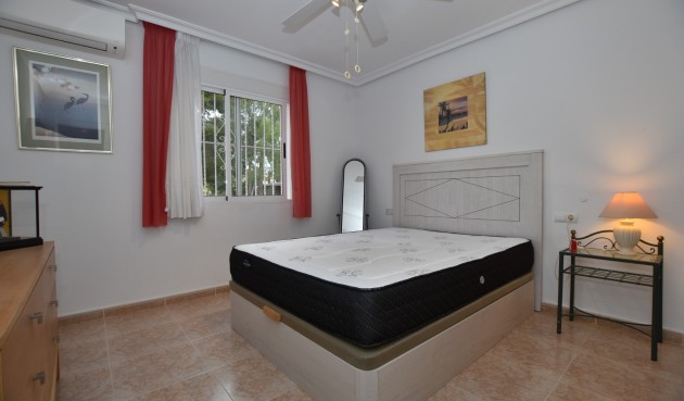 Resale - Villa -
Algorfa - Inland