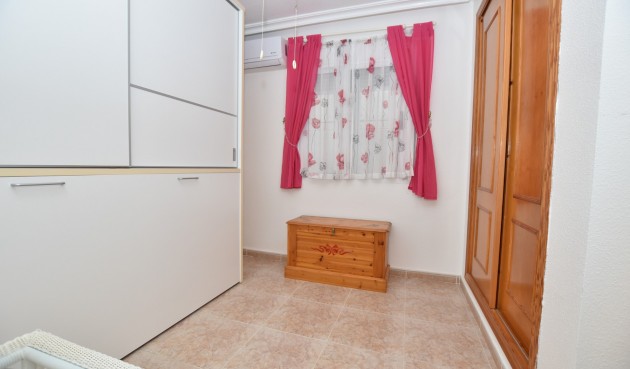 Resale - Villa -
Algorfa - Inland