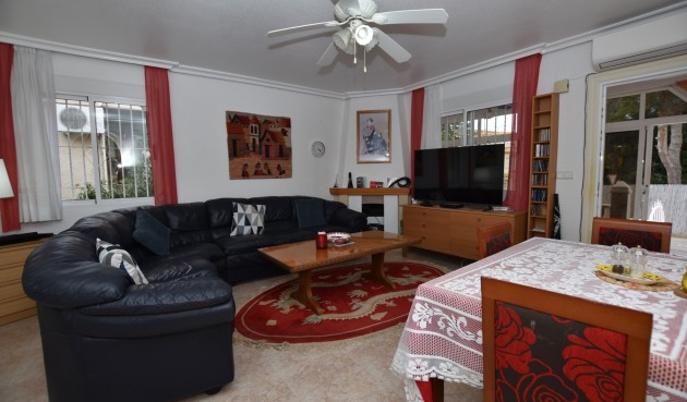 Resale - Villa -
Algorfa - Inland