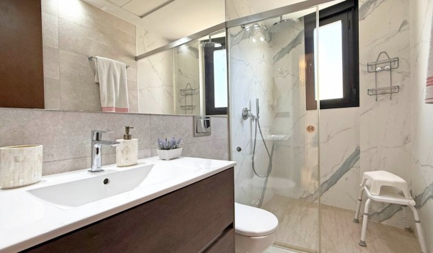 Återförsäljning - Villa -
Orihuela Costa - Costa Blanca