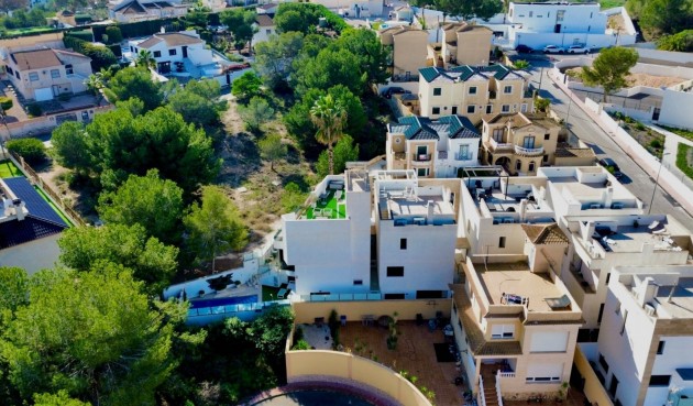 Återförsäljning - Villa -
Orihuela Costa - Costa Blanca