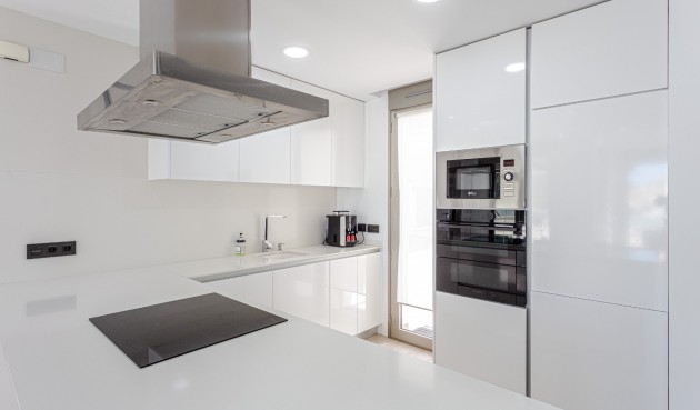 Återförsäljning - Villa -
Orihuela Costa - Costa Blanca