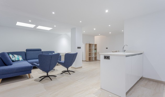 Återförsäljning - Villa -
Orihuela Costa - Costa Blanca