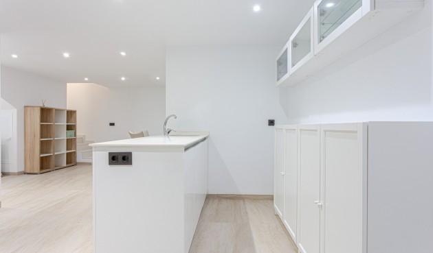 Återförsäljning - Villa -
Orihuela Costa - Costa Blanca