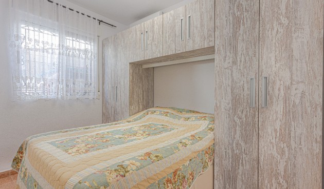 Återförsäljning - Villa -
Orihuela Costa - Costa Blanca