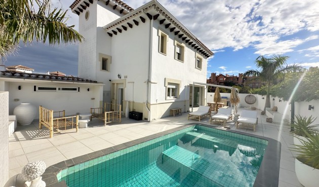 Återförsäljning - Villa -
Mar Menor Golf Resort - Inland