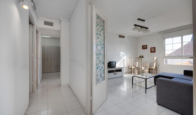 Resale - Apartment -
Torrevieja - Centro