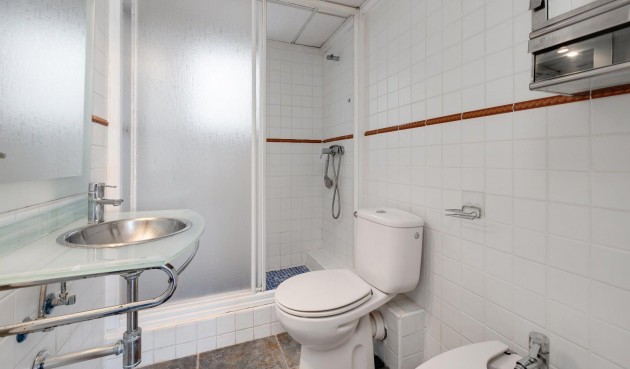 Resale - Apartment -
Torrevieja - Centro