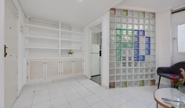 Resale - Apartment -
Torrevieja - Centro