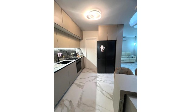 Resale - Semi Detached -
Orihuela Costa - Playa Flamenca