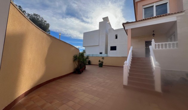 Resale - Villa -
Orihuela Costa - Villamartín-las Filipinas