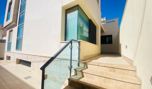 Resale - Villa -
Santiago de la Ribera - San Blas